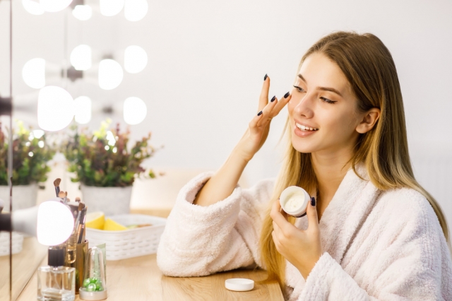 Elevating Your Skin Ritual: The Gentle Power of Anti-Aging Luxury Skincare